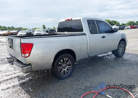 2004 Nissan Titan Xe z USA, uszkodzony, nr VIN 1N6AA06A24N587695